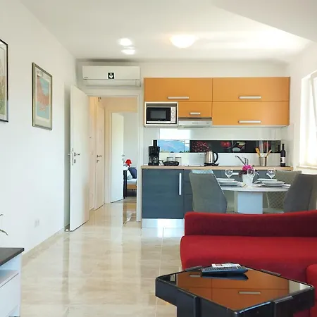 Brajde Krk, Apartament